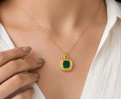 Emerald Aura Charm