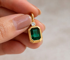 Emerald Menagerie Charm